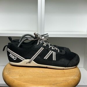 Xero prio Men's Black Athletic Shoes